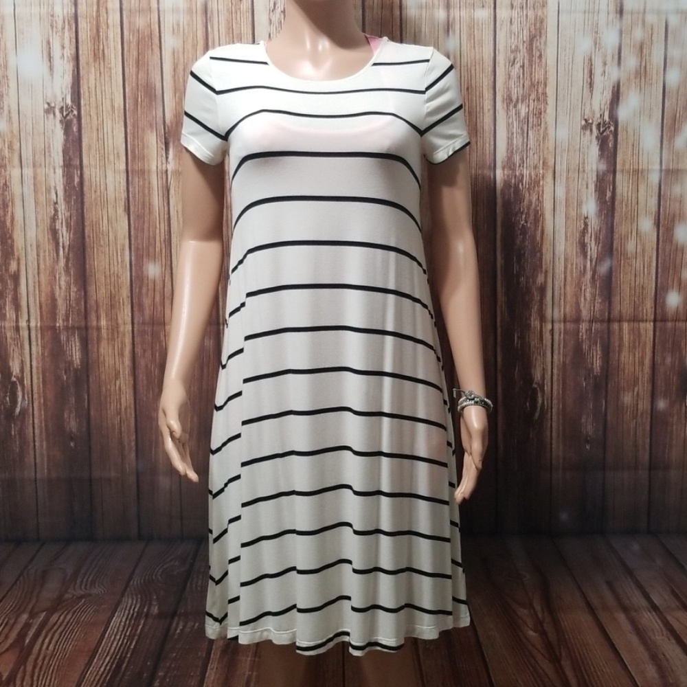 ***Old Navy Small Tall Striped Slinky Dress